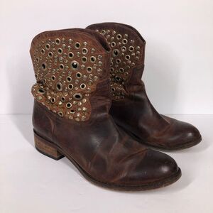 Lucchese Spirit of Lucchese Brown Leather Zoey Short Grommet Boots Size 6.5
